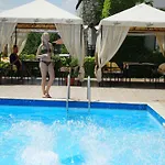 Апартаменти Dolce Penthouse
