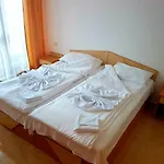Dolce Penthouse Апартаменти